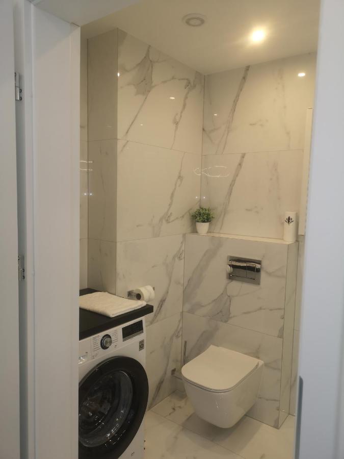 Apartament Z Widokiem Na Morze W Kompleksie Hevenia Rewal Εξωτερικό φωτογραφία